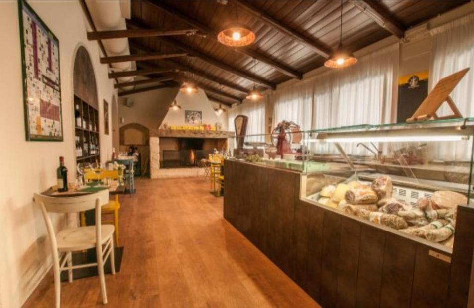 La Vecchia Fattoria Hotel Loreto Exterior photo