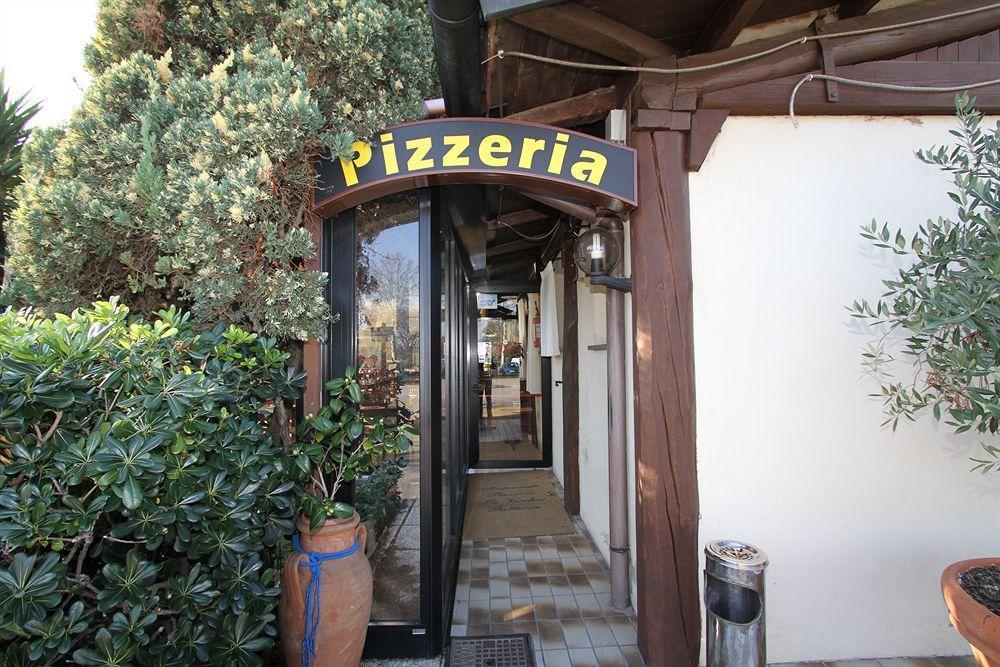 La Vecchia Fattoria Hotel Loreto Exterior photo